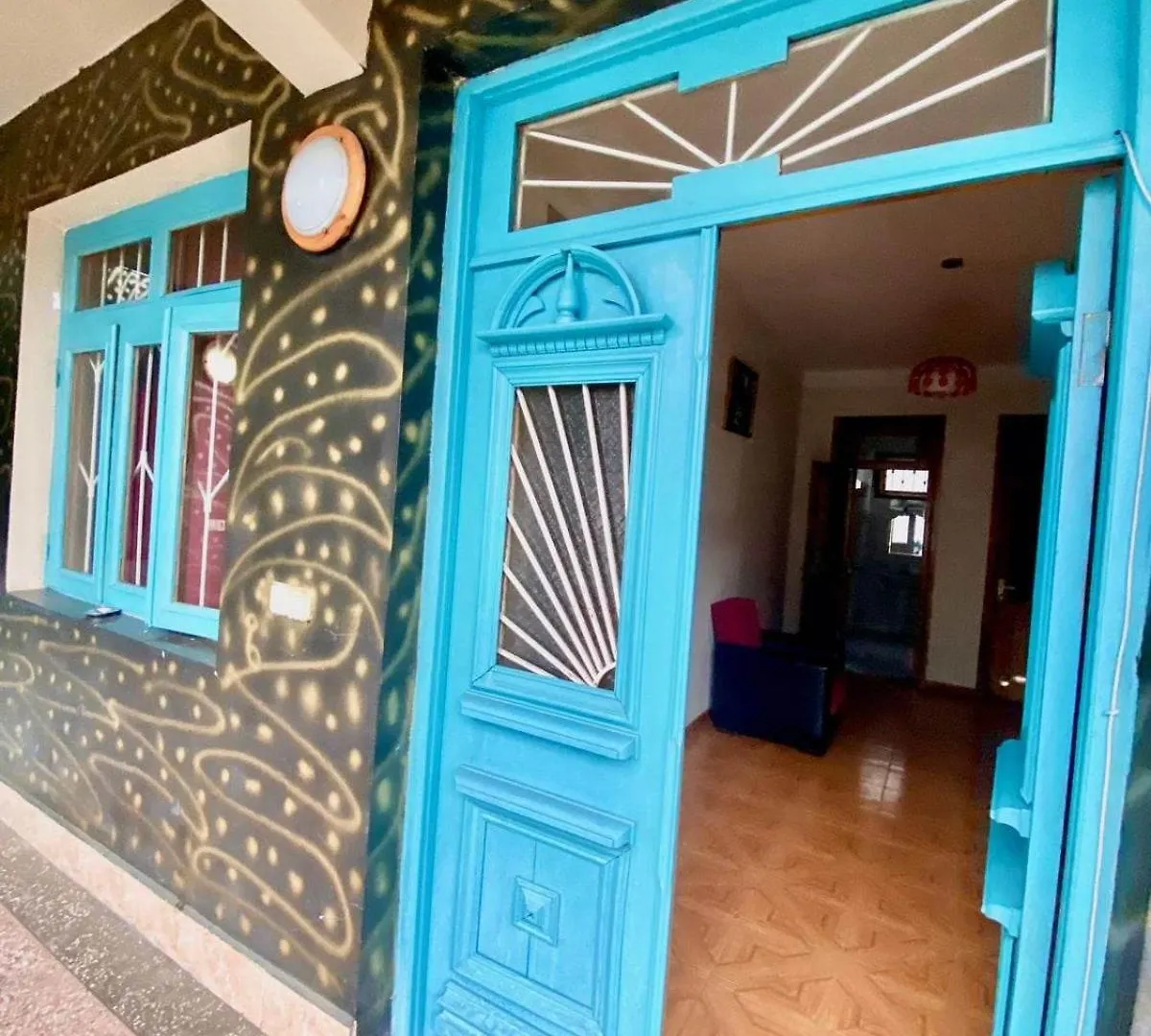 Nino And Ali Apartment Batumi Homestay